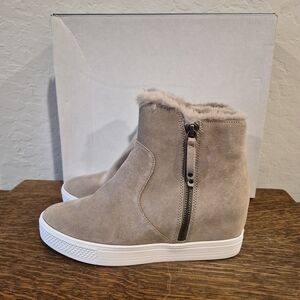 Women's Tan Suede Ankle Boots